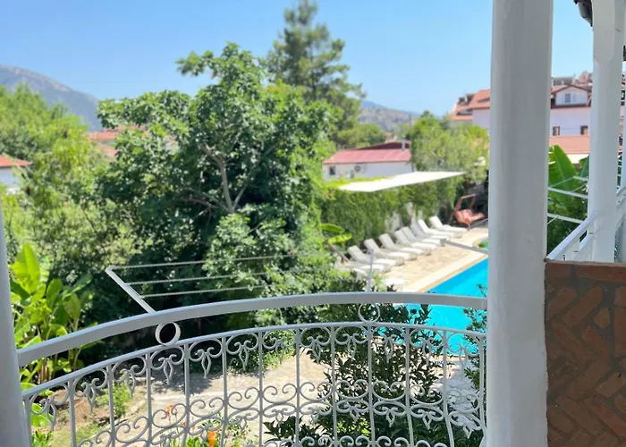Central Park Otel - Adult Only